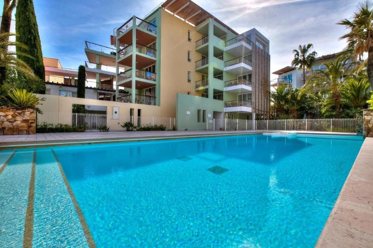 Appartement Port Prestige - Terrasse - Piscine - Parking Antibes Ngoại thất bức ảnh